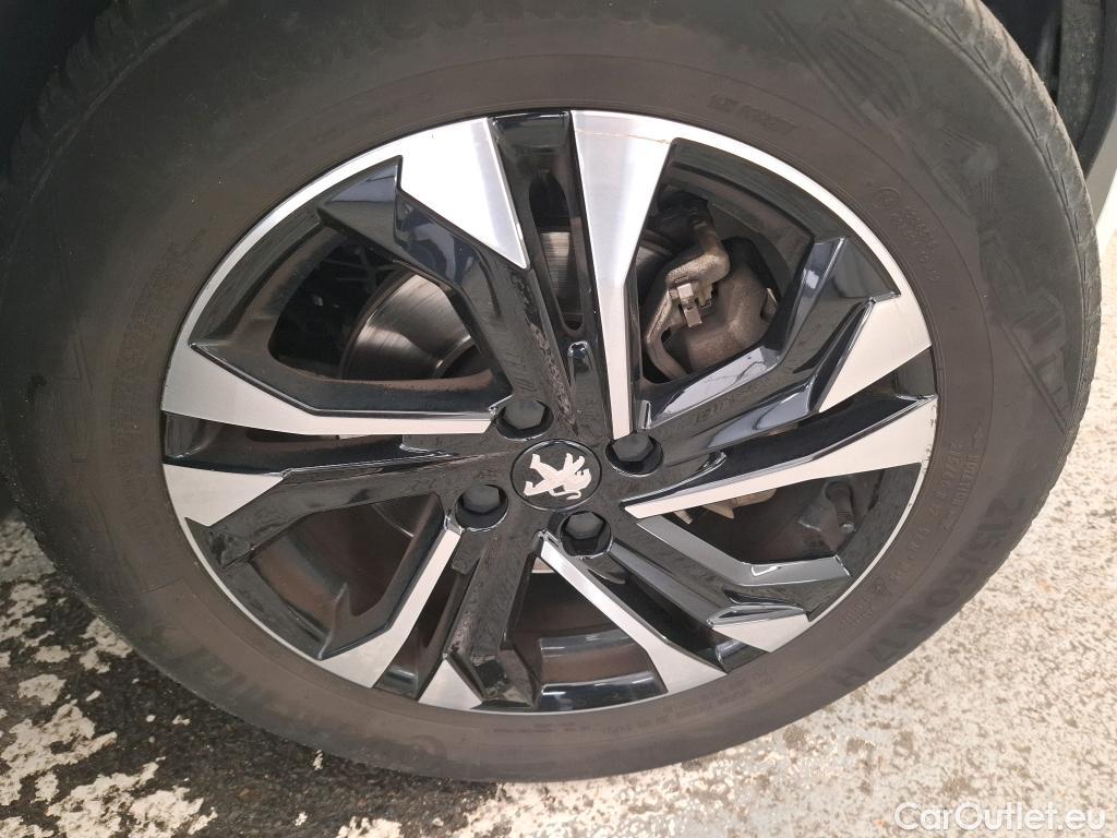  Peugeot  2008  Allure 1.5 HDi 130CV BVA8 E6d #43