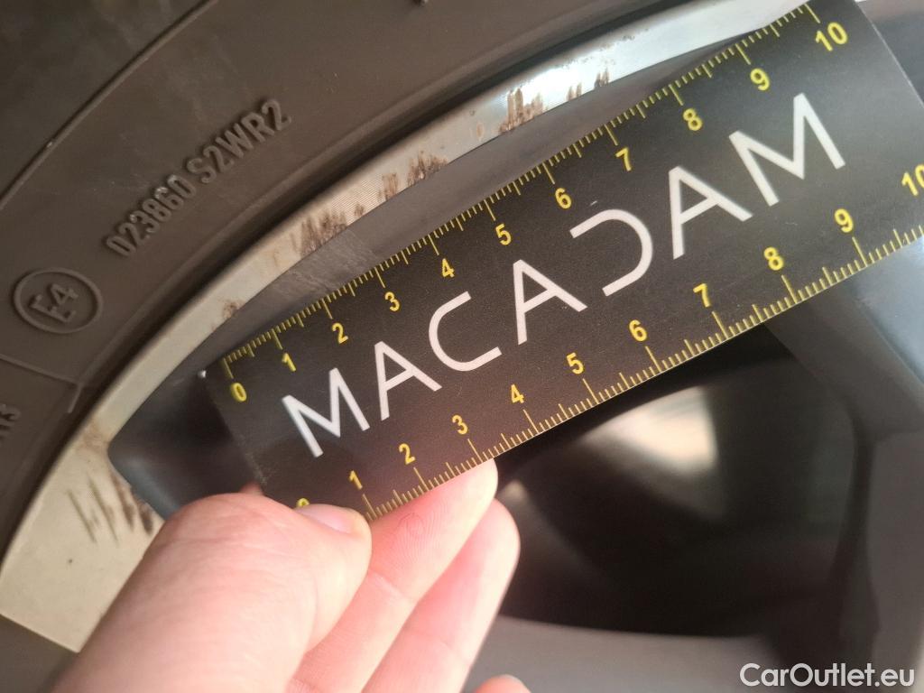  Peugeot  2008  Allure Pack 1.5 HDi 110CV BVM6 E6d #21