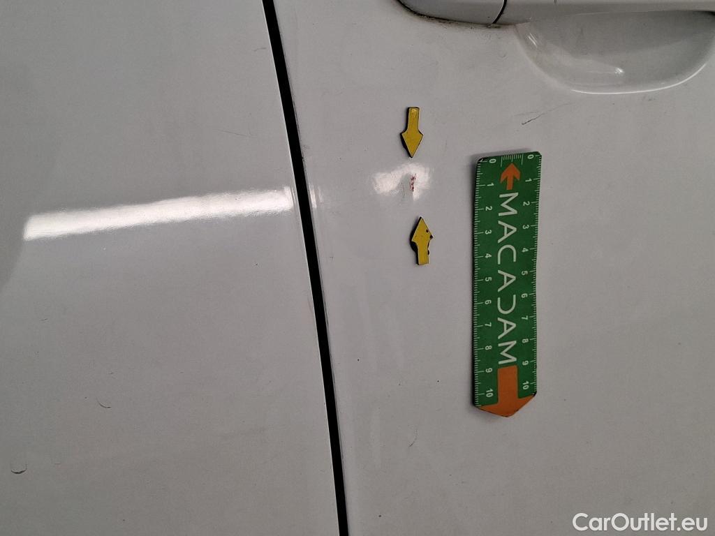  Peugeot  2008  Active Pack 1.5 HDi 110CV BVM6 E6d #31