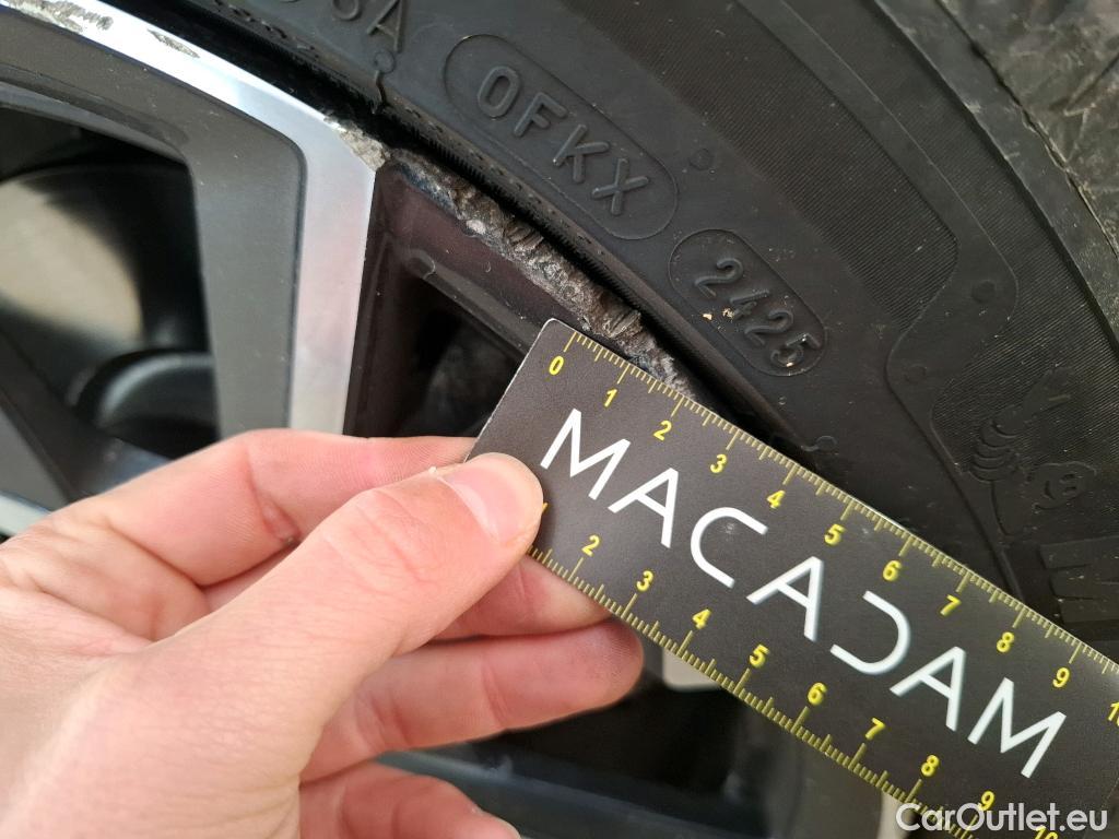  Peugeot  308 PEUGEOT  SW / 2021 / 5P / Break PureTech 130 S&S EAT 8 ALLURE PACK #9