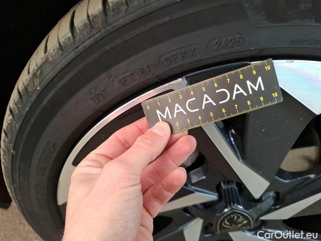  Peugeot  308 PEUGEOT  SW / 2021 / 5P / Break PureTech 130 S&S EAT 8 ALLURE PACK #26