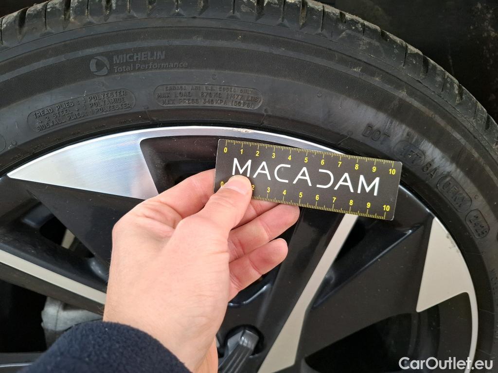  Peugeot  308 PEUGEOT  SW / 2021 / 5P / Break PureTech 130 S&S EAT 8 ALLURE PACK #68