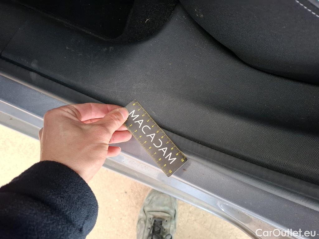  Peugeot  308 PEUGEOT  SW / 2021 / 5P / Break PureTech 130 S&S EAT 8 ALLURE PACK #72