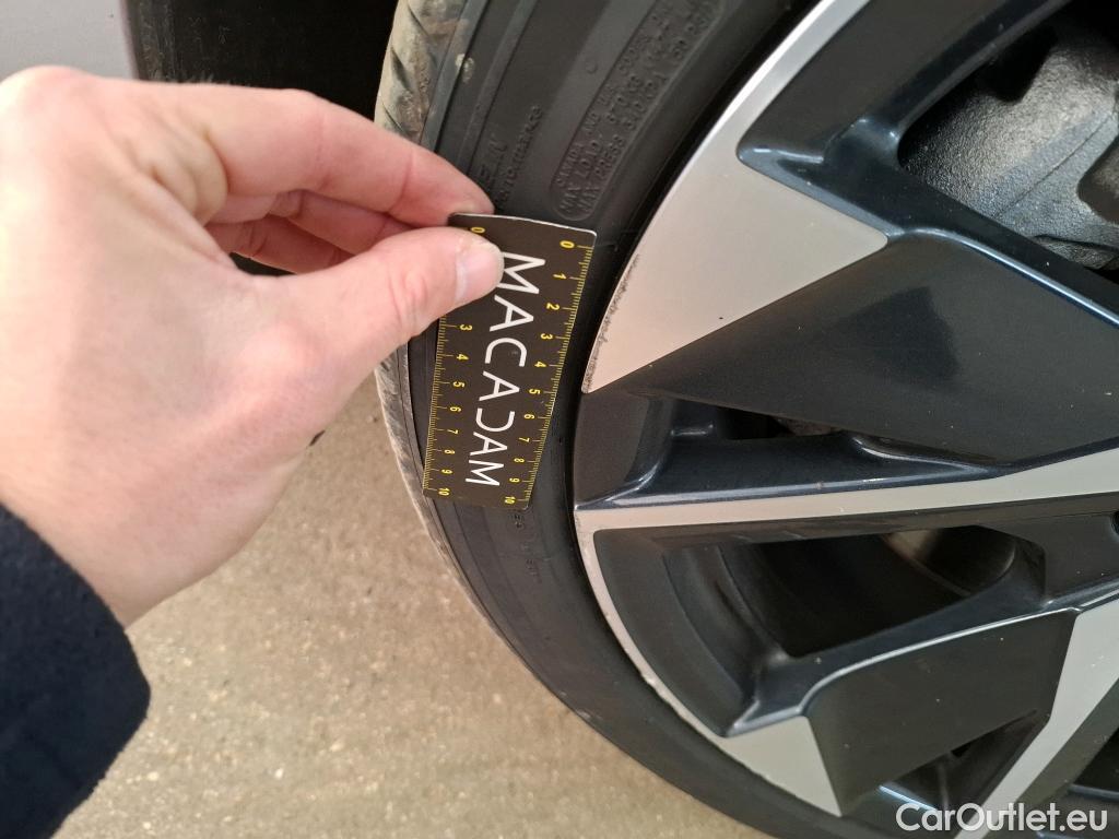  Peugeot  308 PEUGEOT  SW / 2021 / 5P / Break PureTech 130 S&S EAT 8 ALLURE PACK #25