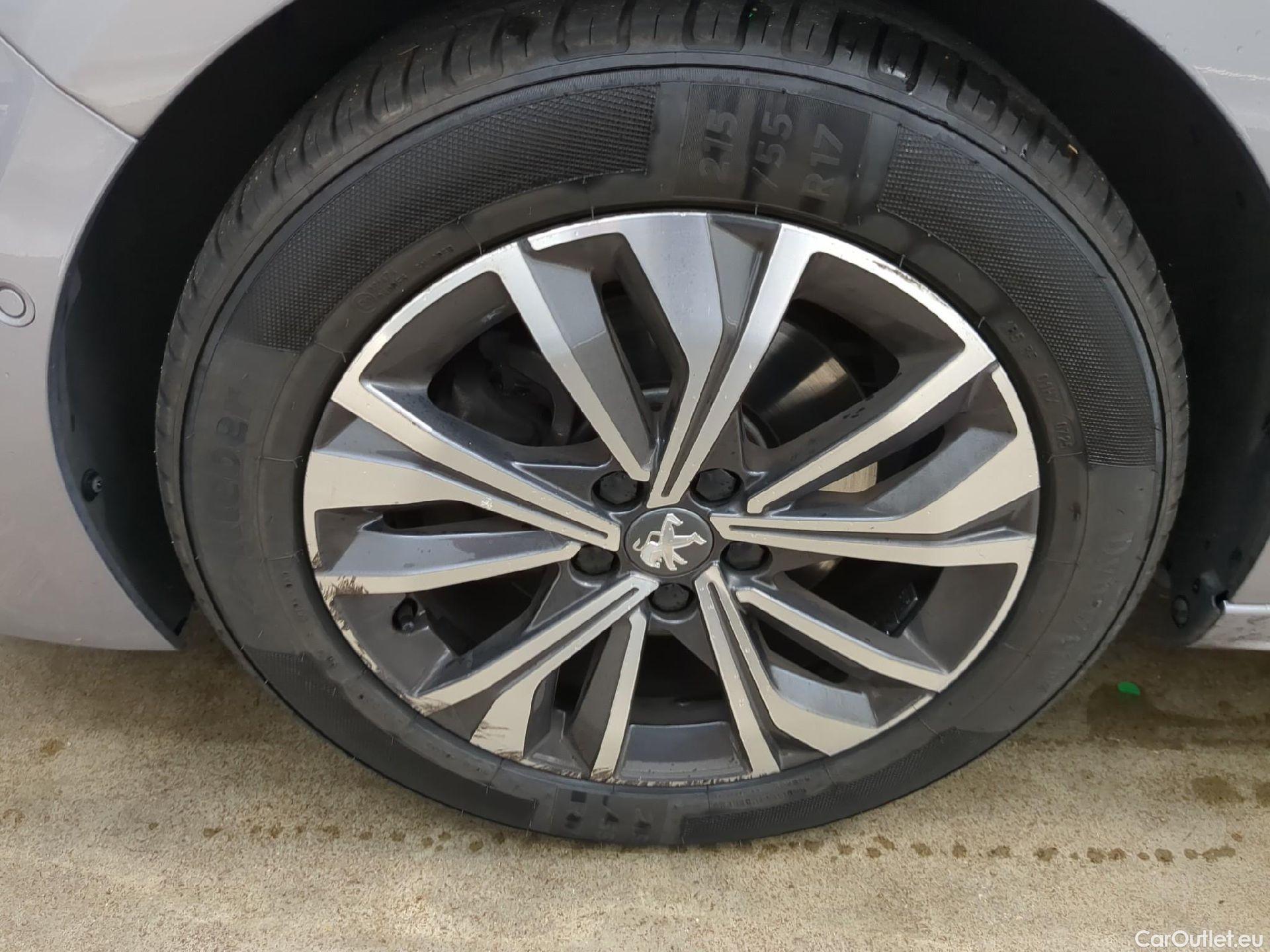  Peugeot  508 PEUGEOT  SW / 2018 / 5P / Break BlueHDi 130 S&S EAT8 Allure Pack #1