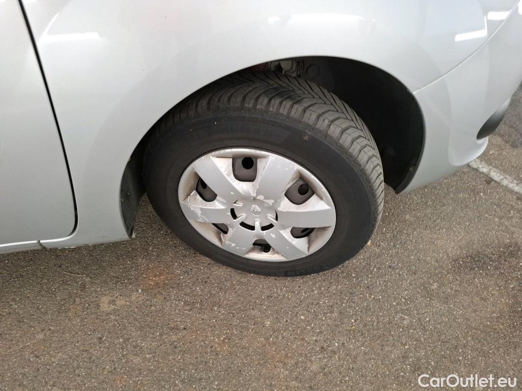  Renault  Kangoo  Zen 1.5 dCi 90CV BVM5 E6 #60