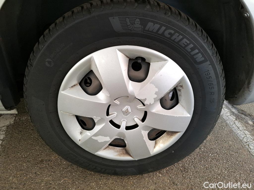  Renault  Kangoo  Zen 1.5 dCi 90CV BVM5 E6 #51