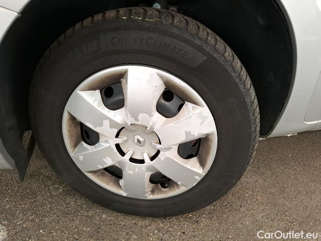  Renault  Kangoo  Zen 1.5 dCi 90CV BVM5 E6 #46