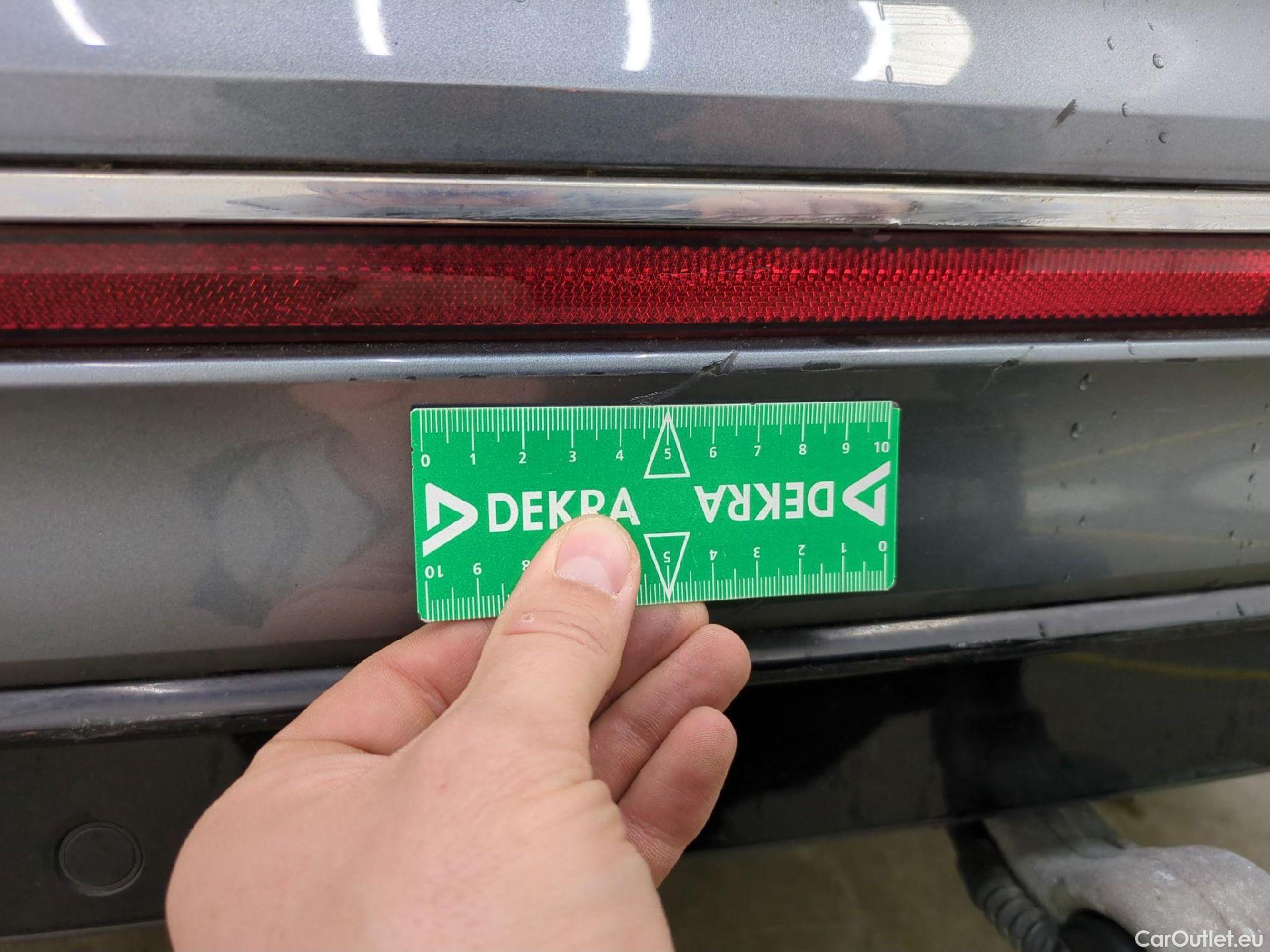  Volkswagen  Tiguan VOLKSWAGEN  Allspace / 2021 / 5P / SUV 2.0 TDI 150 DSG7 R-Line #60