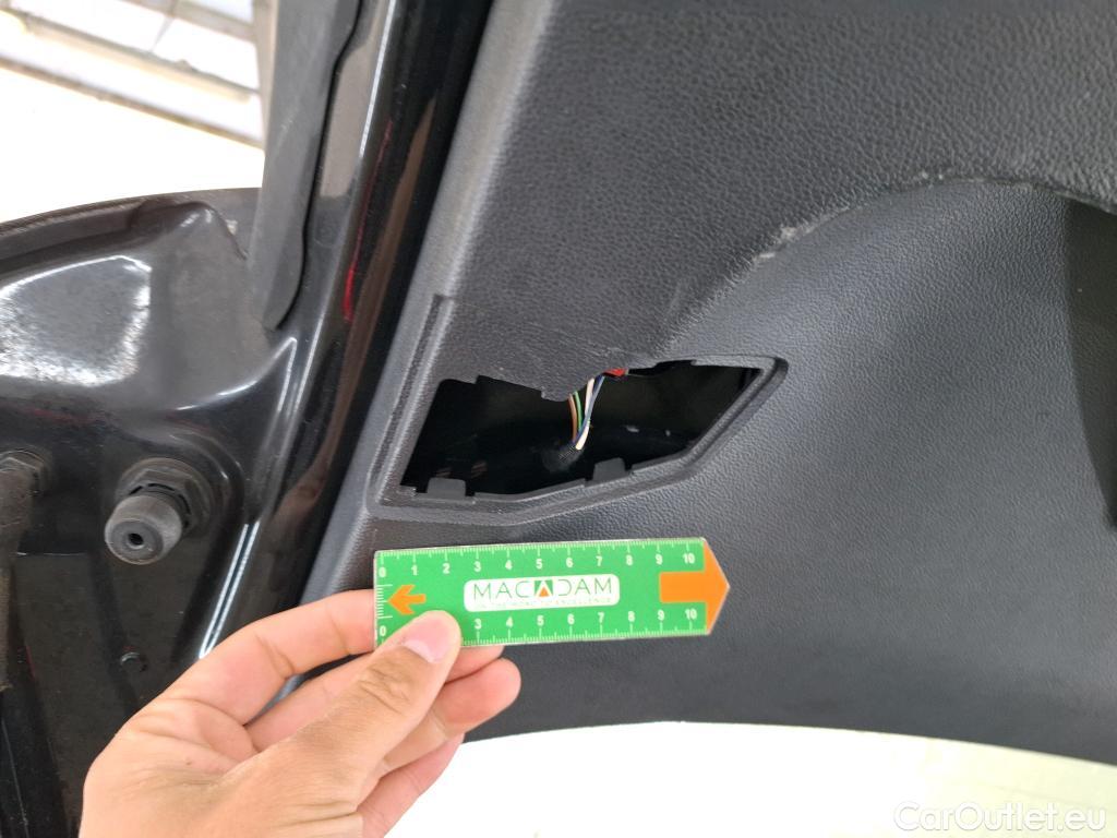  Volkswagen  Golf  VOLKSWAGEN / 2020 / 5P / Berline 1.5 eTSI OPF 150 DSG7 Life 1st #8