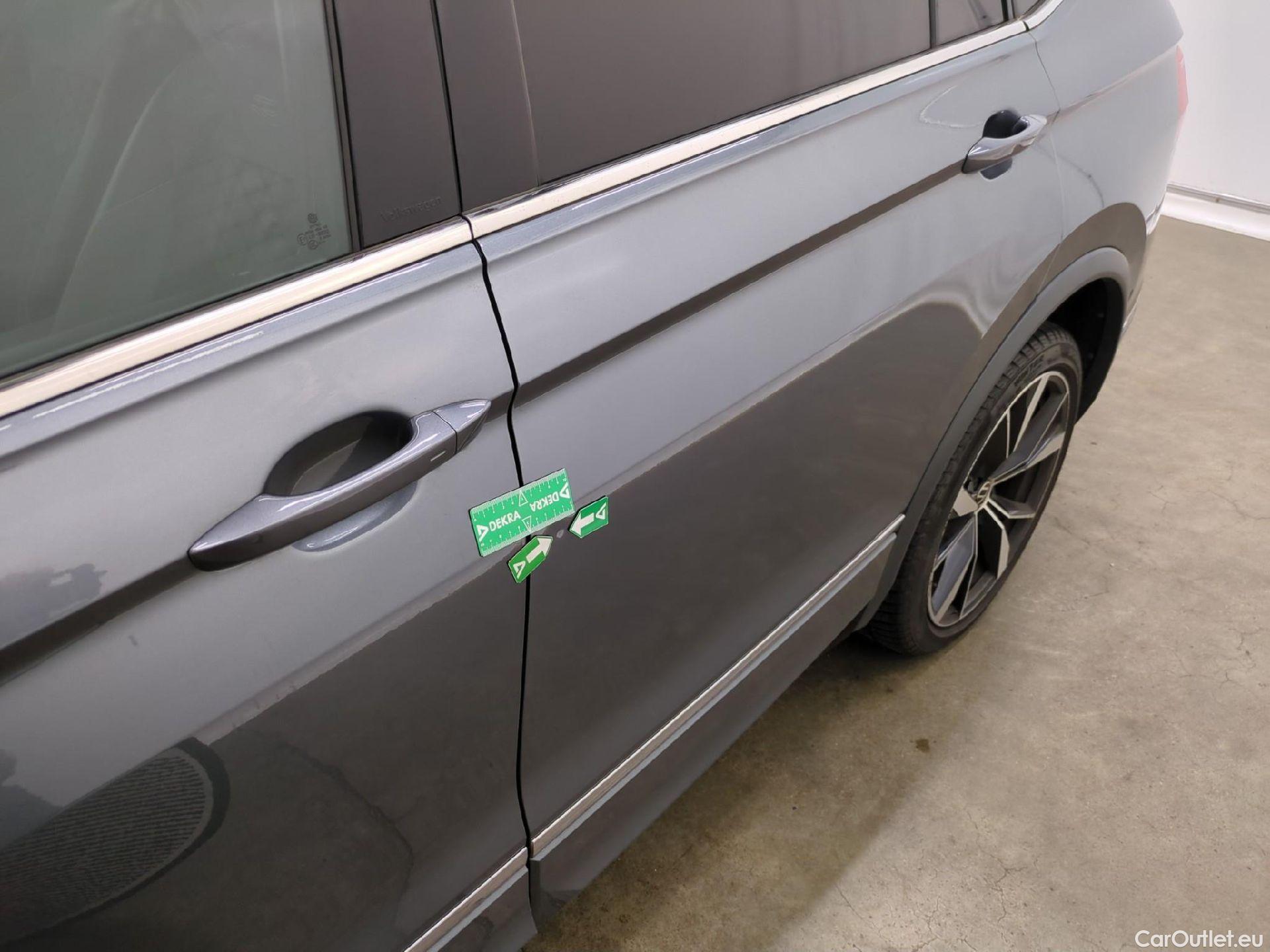  Volkswagen  Tiguan VOLKSWAGEN  Allspace / 2021 / 5P / SUV 2.0 TDI 150 DSG7 R-Line #52