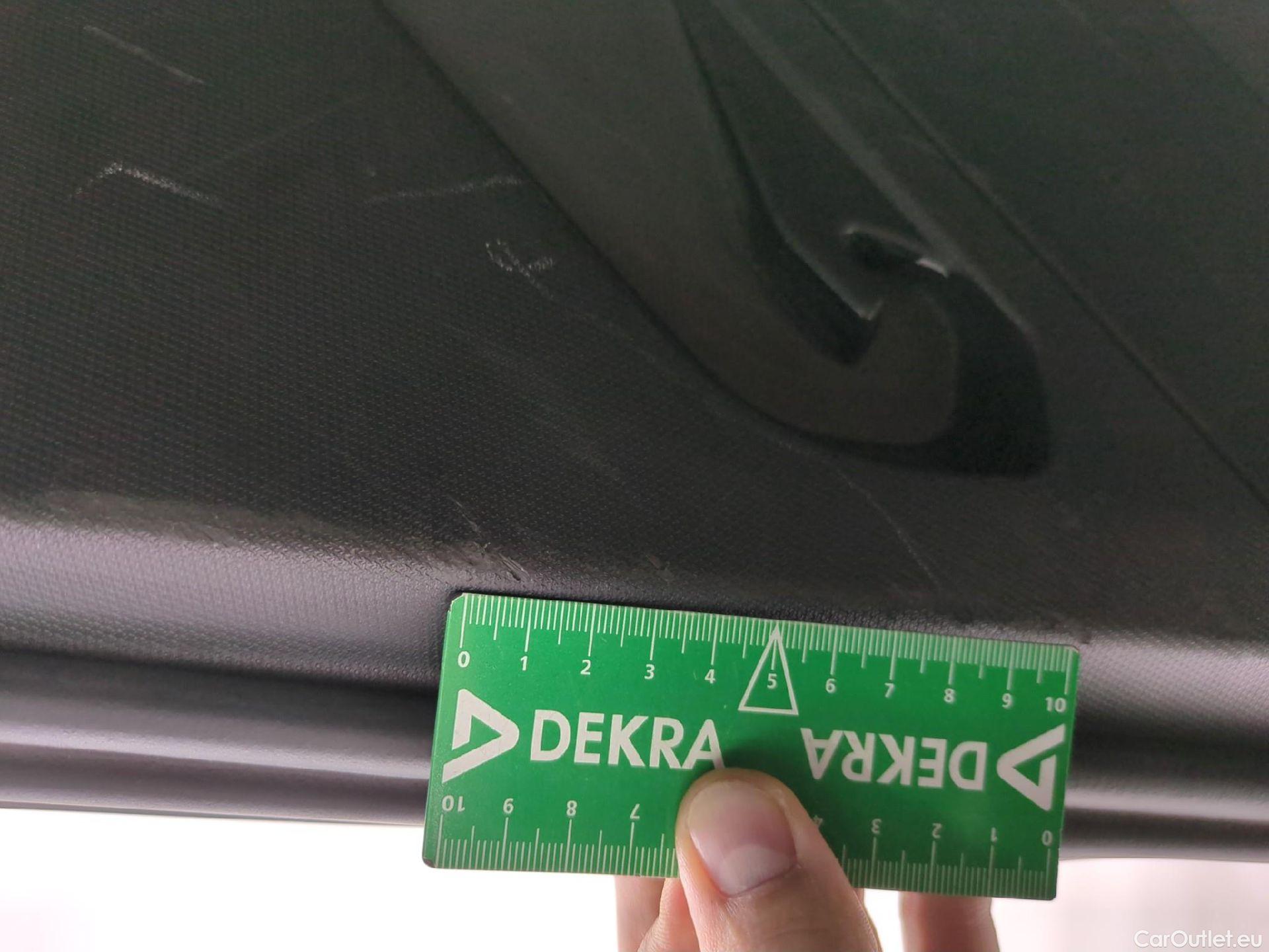  Volkswagen  Tiguan VOLKSWAGEN  Allspace / 2021 / 5P / SUV 2.0 TDI 150 DSG7 R-Line #5