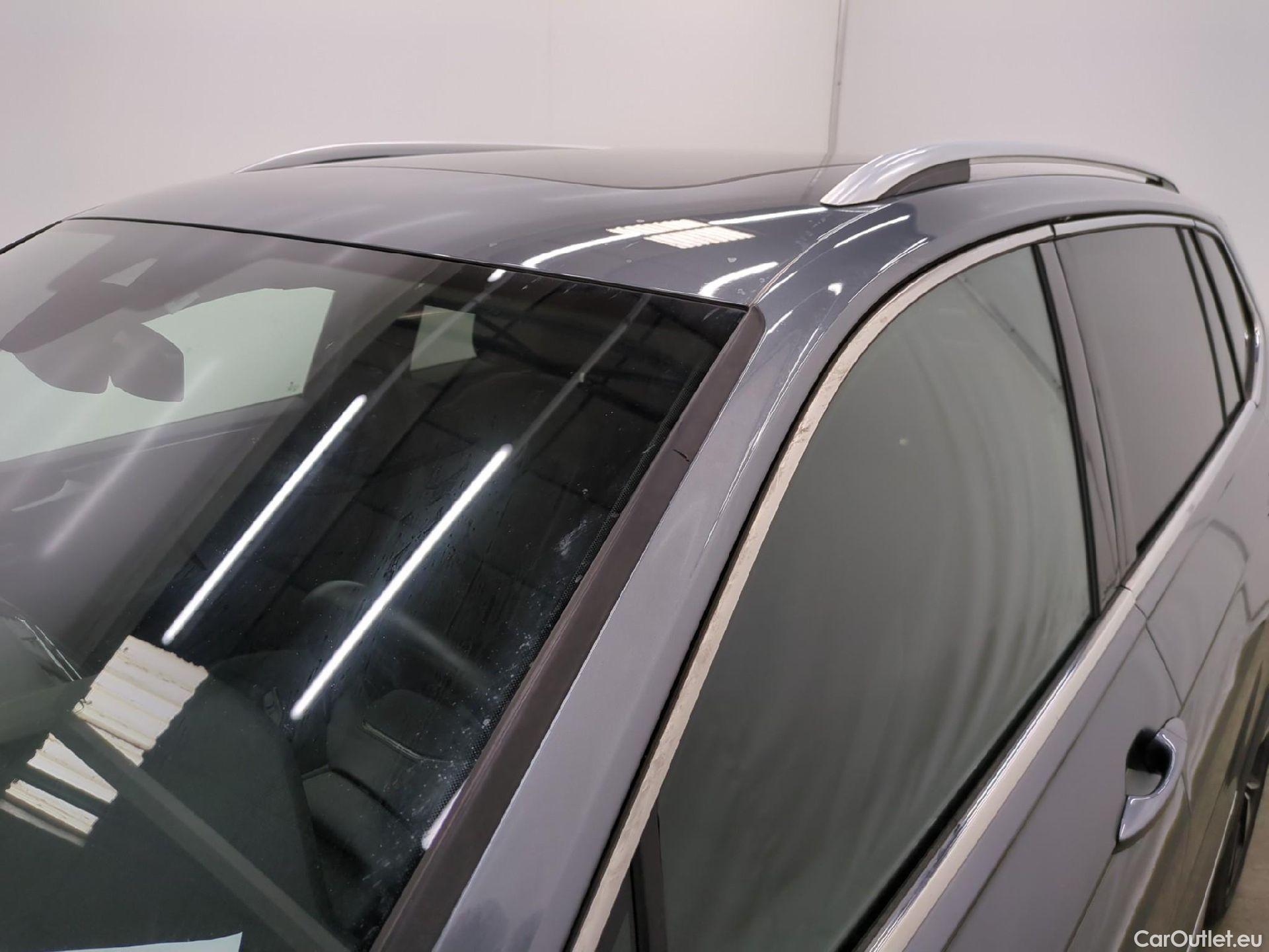  Volkswagen  Tiguan VOLKSWAGEN  Allspace / 2021 / 5P / SUV 2.0 TDI 150 DSG7 R-Line #49