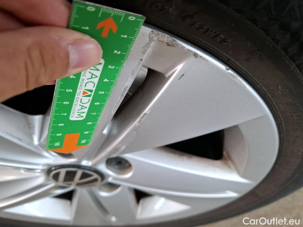  Volkswagen  Golf  VOLKSWAGEN / 2020 / 5P / Berline 1.5 eTSI OPF 150 DSG7 Life 1st #29