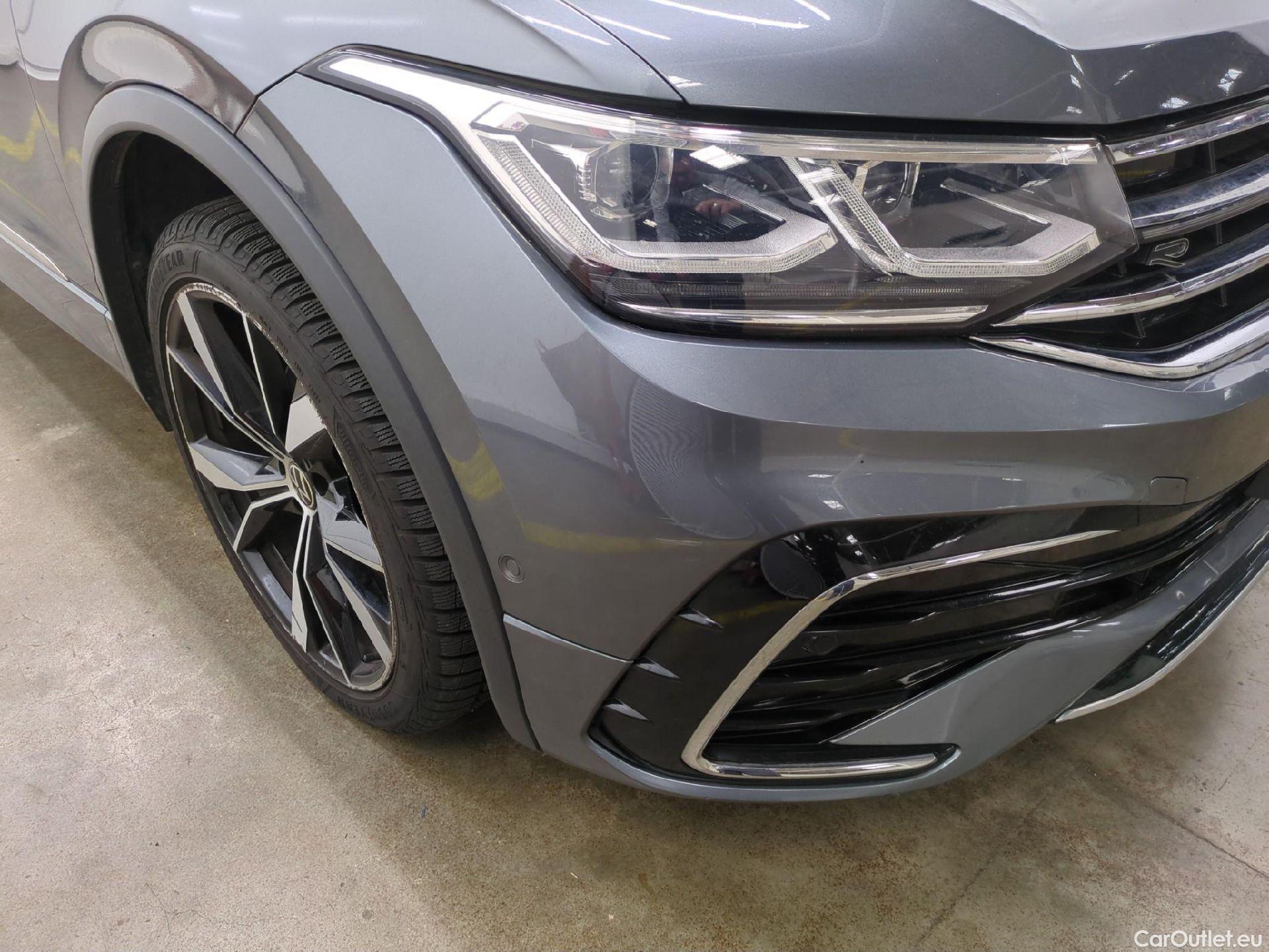  Volkswagen  Tiguan VOLKSWAGEN  Allspace / 2021 / 5P / SUV 2.0 TDI 150 DSG7 R-Line #34