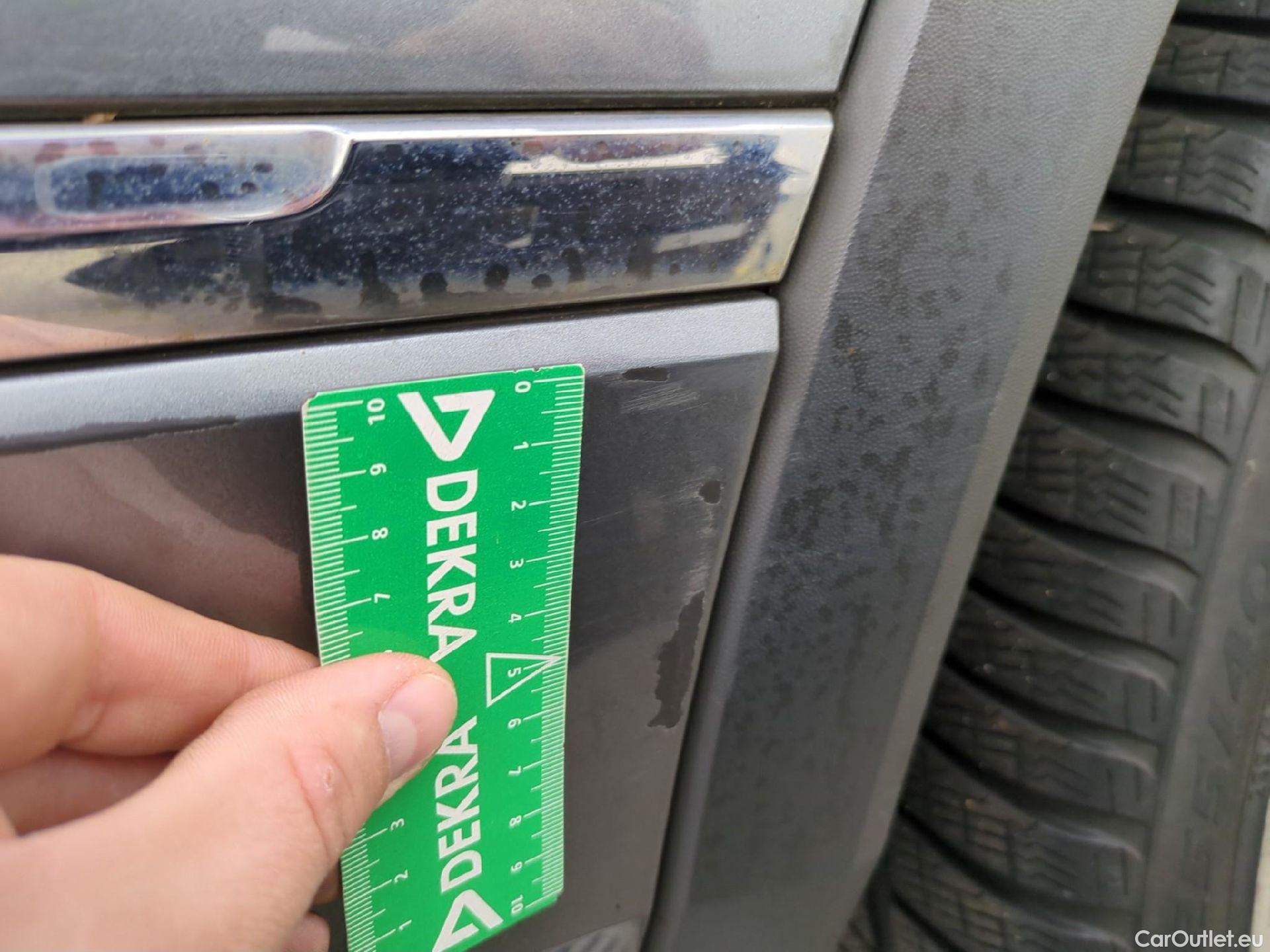  Volkswagen  Tiguan VOLKSWAGEN  Allspace / 2021 / 5P / SUV 2.0 TDI 150 DSG7 R-Line #56