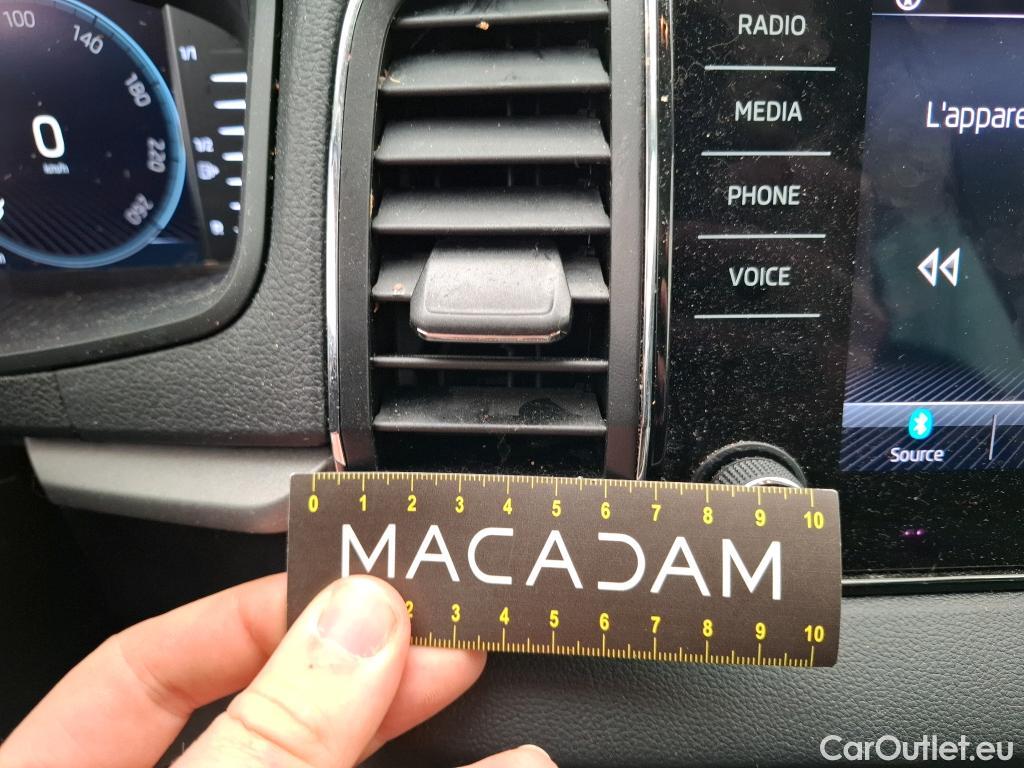  Skoda  Karoq SKODA  / 2017 / 5P / SUV 1.5 TSI 150ch ACT DSG7 Business #32