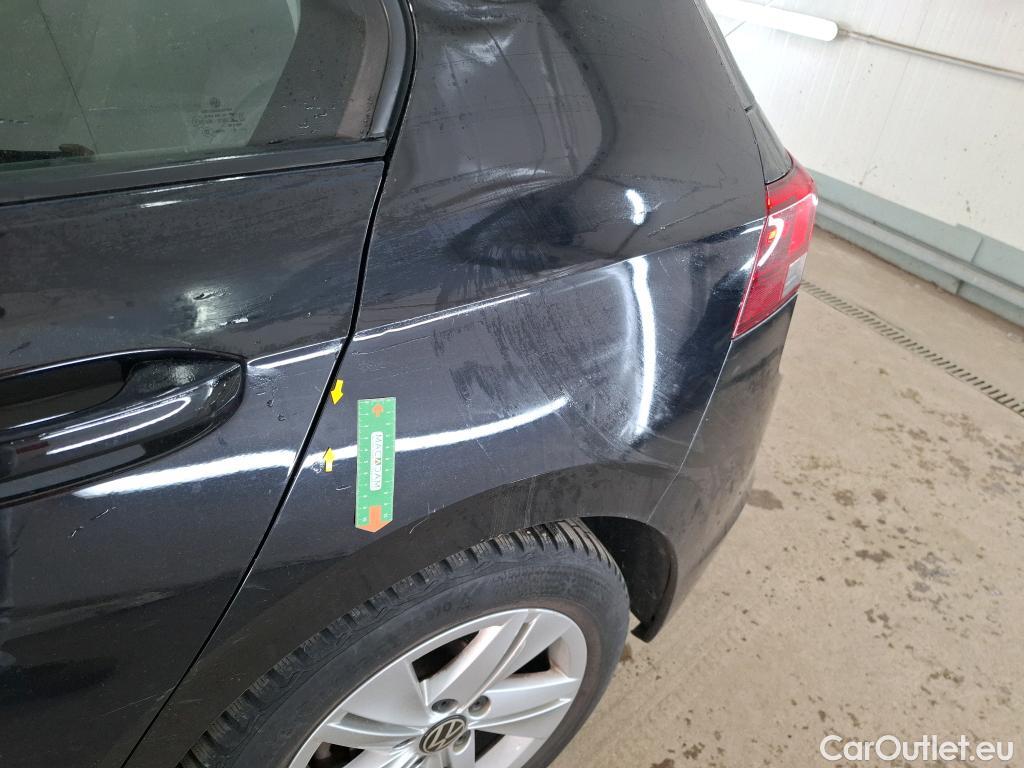  Volkswagen  Golf  VOLKSWAGEN / 2020 / 5P / Berline 1.5 eTSI OPF 150 DSG7 Life 1st #1