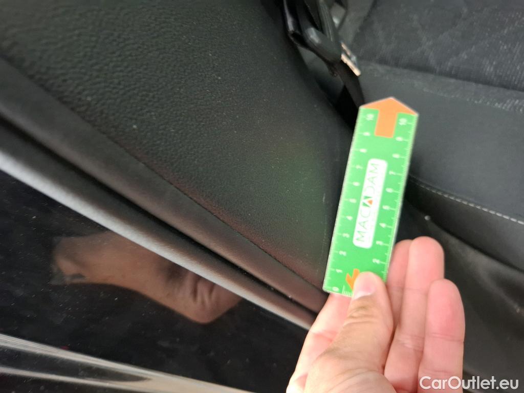  Volkswagen  Golf  VOLKSWAGEN / 2020 / 5P / Berline 1.5 eTSI OPF 150 DSG7 Life 1st #23