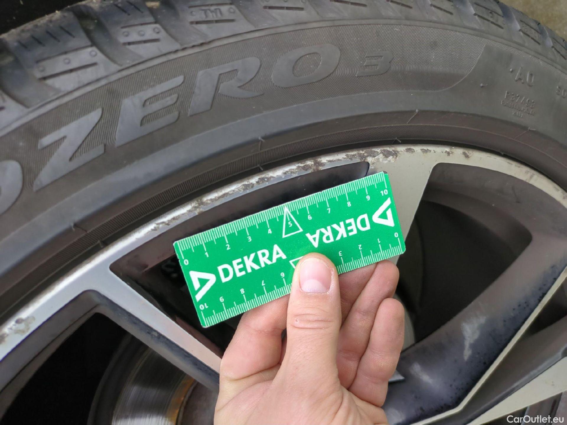  Volkswagen  Tiguan VOLKSWAGEN  Allspace / 2021 / 5P / SUV 2.0 TDI 150 DSG7 R-Line #22