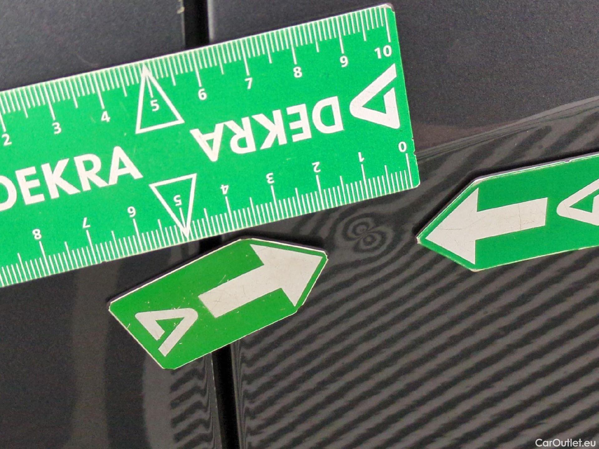  Volkswagen  Tiguan VOLKSWAGEN  Allspace / 2021 / 5P / SUV 2.0 TDI 150 DSG7 R-Line #54