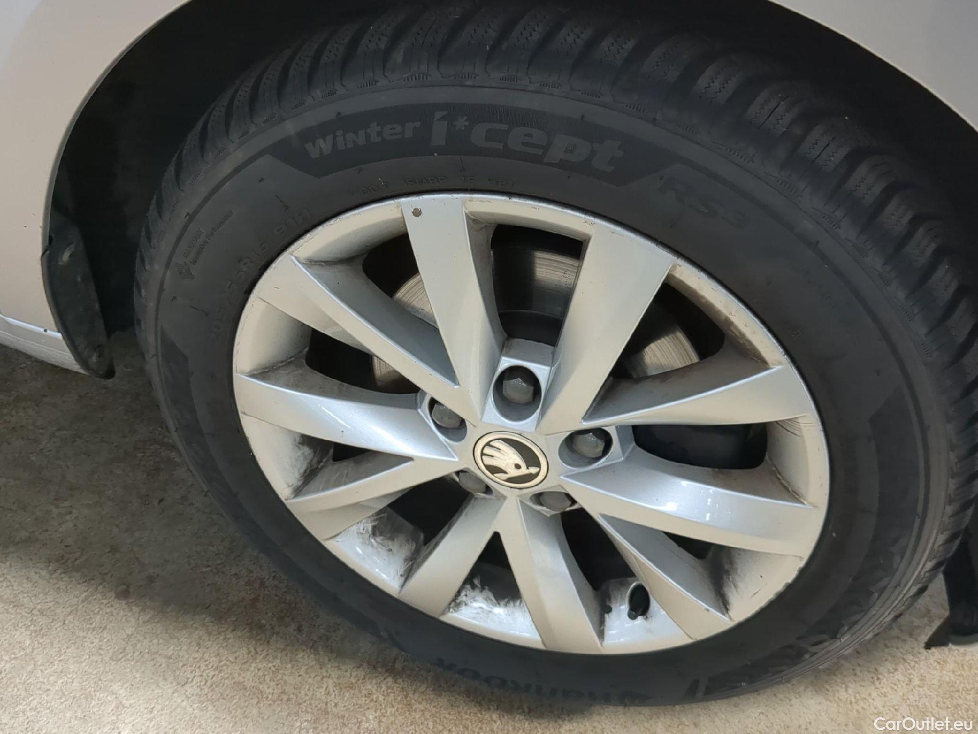  Skoda  Octavia  Combi Business 1.6 TDI 115CV BVM5 E6dT #25