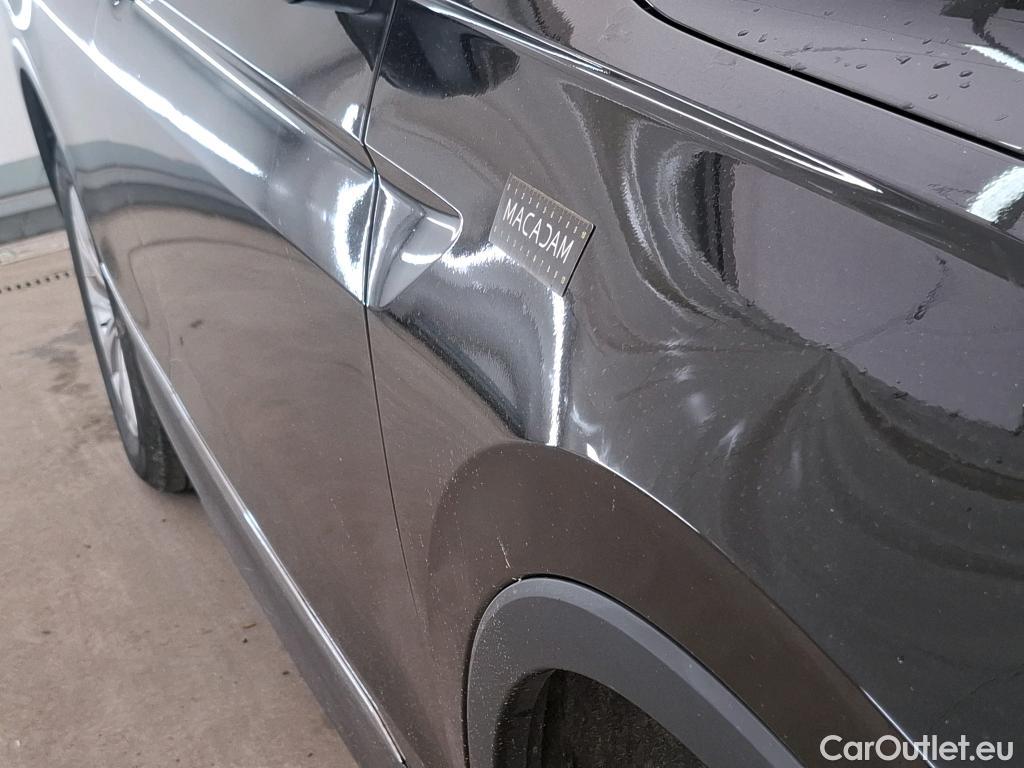  Volkswagen  Tiguan VOLKSWAGEN  / 2020 / 5P / SUV 1.4 eHybrid 245 DSG6 Life #36