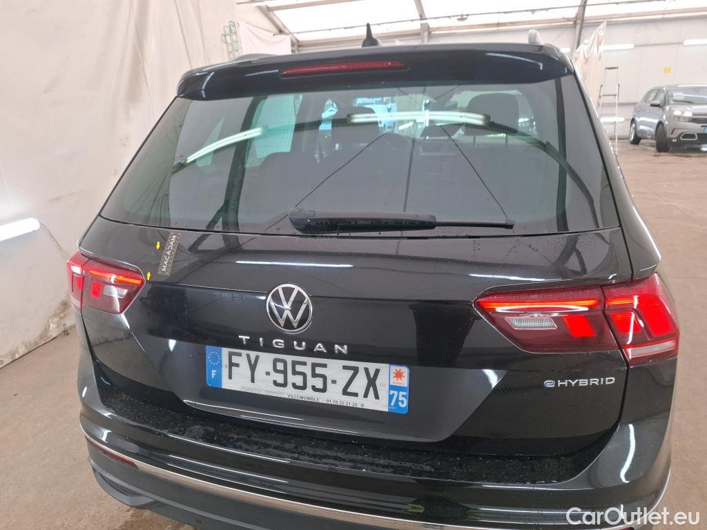  Volkswagen  Tiguan VOLKSWAGEN  / 2020 / 5P / SUV 1.4 eHybrid 245 DSG6 Life #1