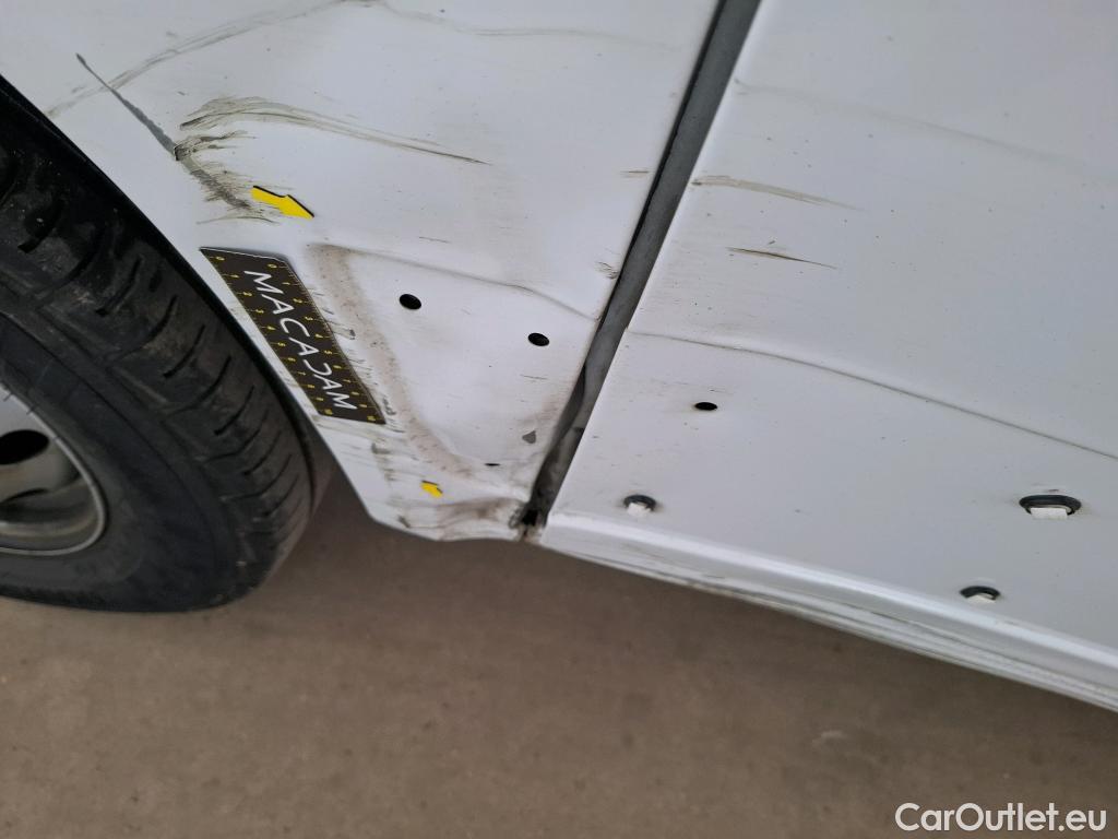  Citroen  Jumper  Fourgon 30 L1H1 Club BlueHDi 120 2.2 BlueHDi 120CV BVM6 E6d #66