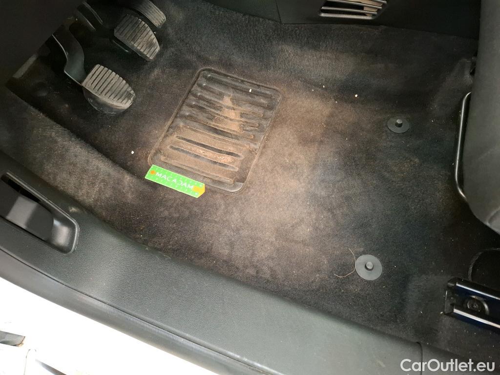  Citroen  C3  Société Feel 1.5 BlueHDI 100CV BVM6 E6d #1