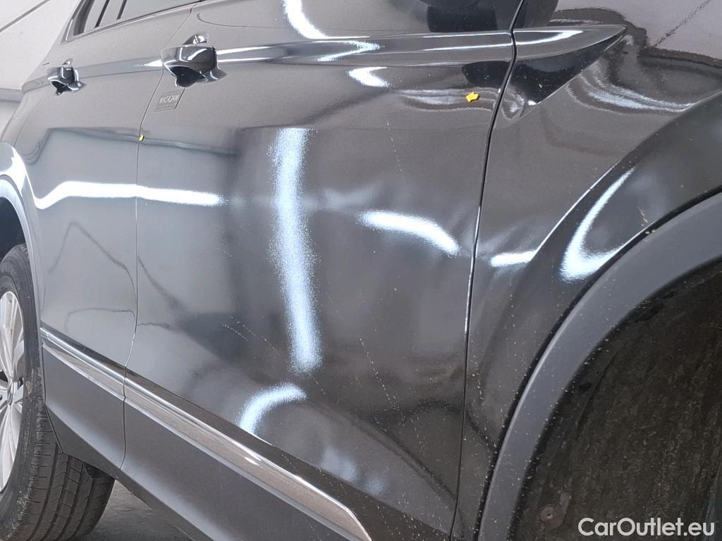  Volkswagen  Tiguan VOLKSWAGEN  / 2020 / 5P / SUV 1.4 eHybrid 245 DSG6 Life #31