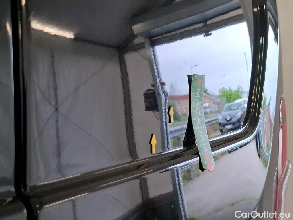  Citroen  Berlingo  Fourgon Club M 1000 1.5 BlueHDi 130CV BVA8 E6dT #32