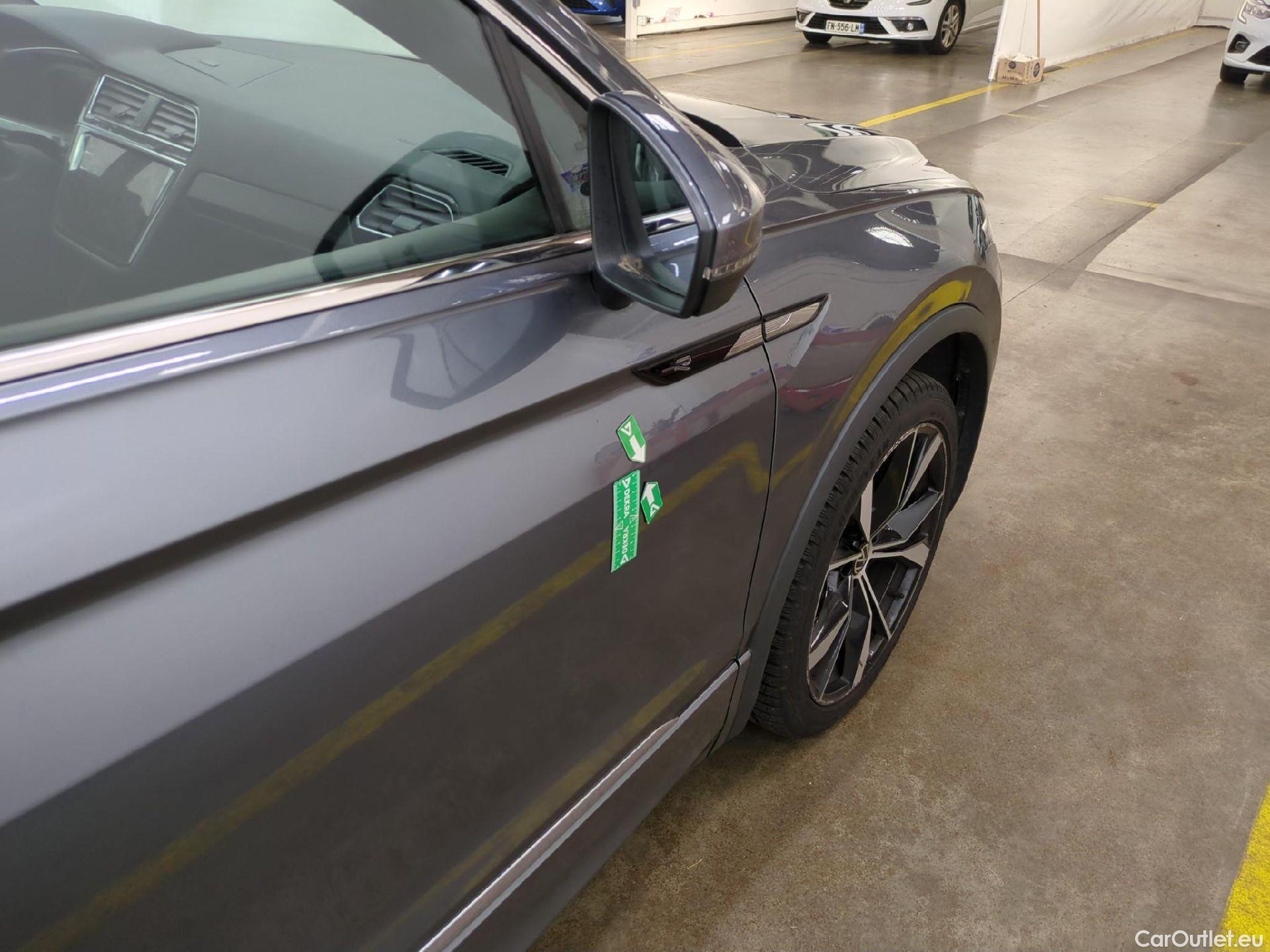  Volkswagen  Tiguan VOLKSWAGEN  Allspace / 2021 / 5P / SUV 2.0 TDI 150 DSG7 R-Line #72