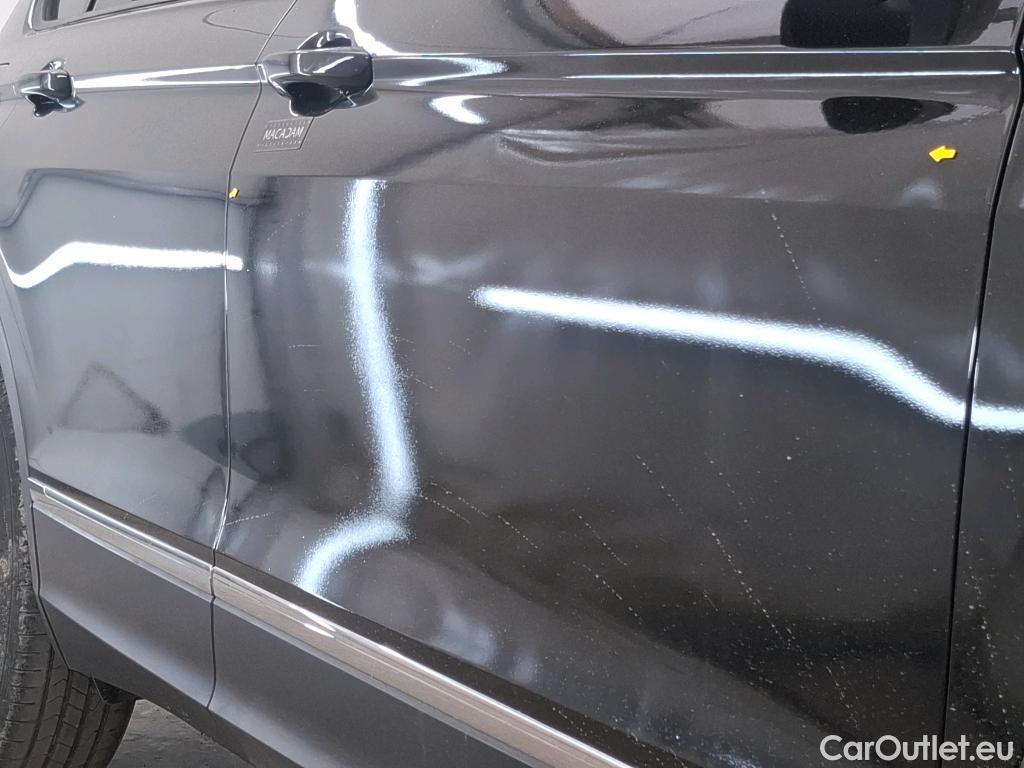  Volkswagen  Tiguan VOLKSWAGEN  / 2020 / 5P / SUV 1.4 eHybrid 245 DSG6 Life #29