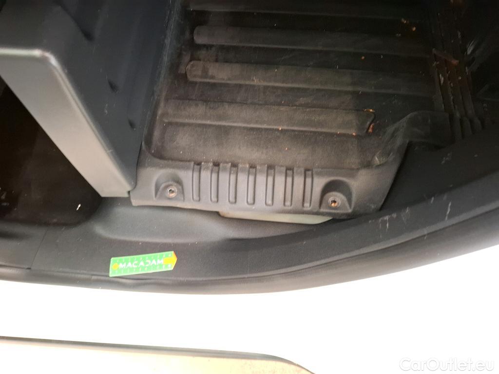  Citroen  C3  Société Feel 1.5 BlueHDI 100CV BVM6 E6d #11