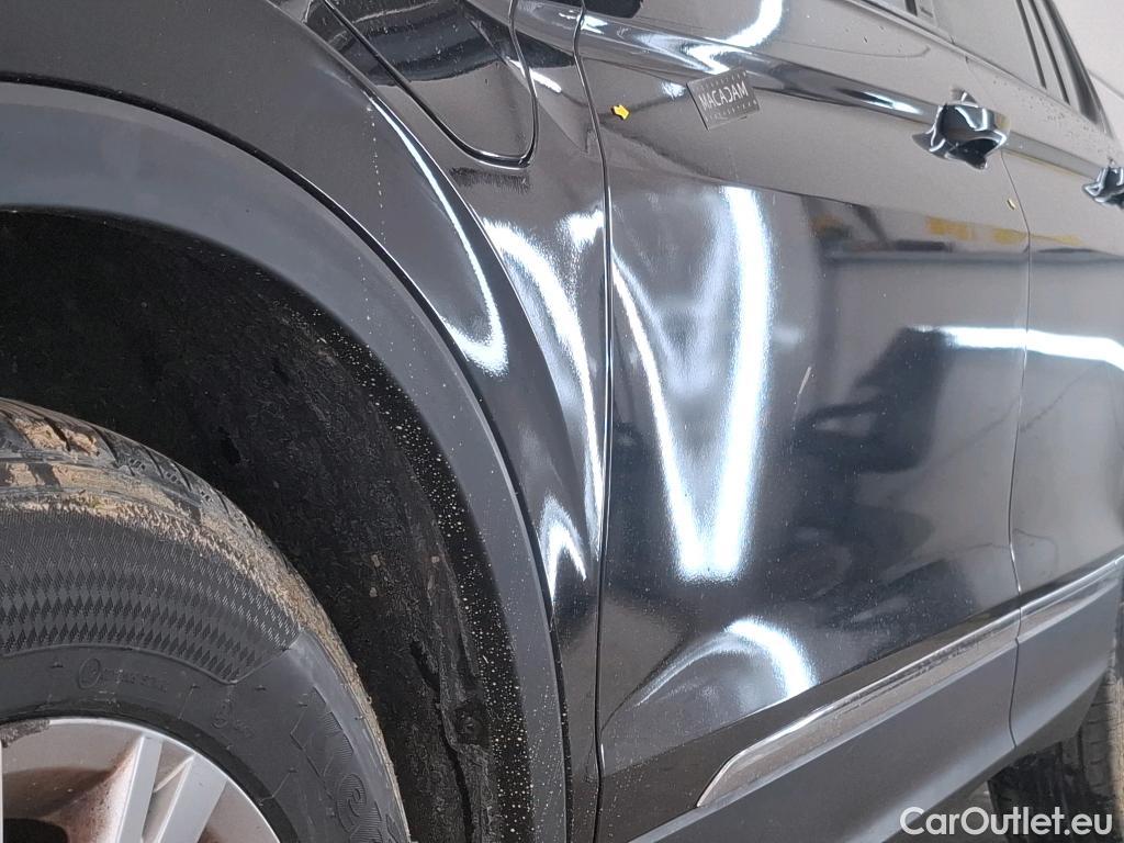  Volkswagen  Tiguan VOLKSWAGEN  / 2020 / 5P / SUV 1.4 eHybrid 245 DSG6 Life #19