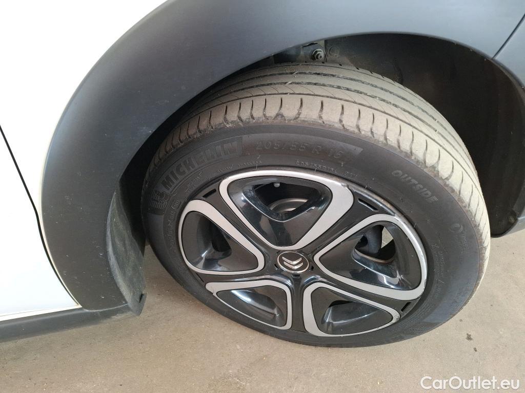  Citroen  C3  Société Feel 1.5 BlueHDI 100CV BVM6 E6d #8