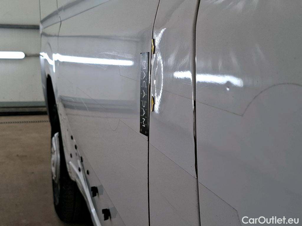  Citroen  Jumper  Fourgon 30 L1H1 Club BlueHDi 120 2.2 BlueHDi 120CV BVM6 E6d #52