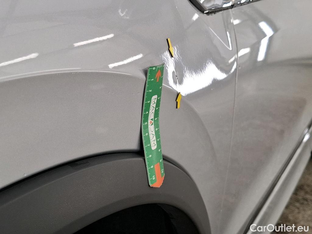  Volkswagen  Tiguan VOLKSWAGEN  / 2020 / 5P / SUV 2.0 TDI 150 DSG7 R-Line #12