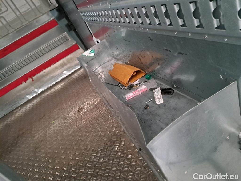  Citroen  Jumper CITROEN  / 2014 / 4P / Fourgon tôlé 33 L2H2 BlueHDi 120 S&S BVM6 Driver #67