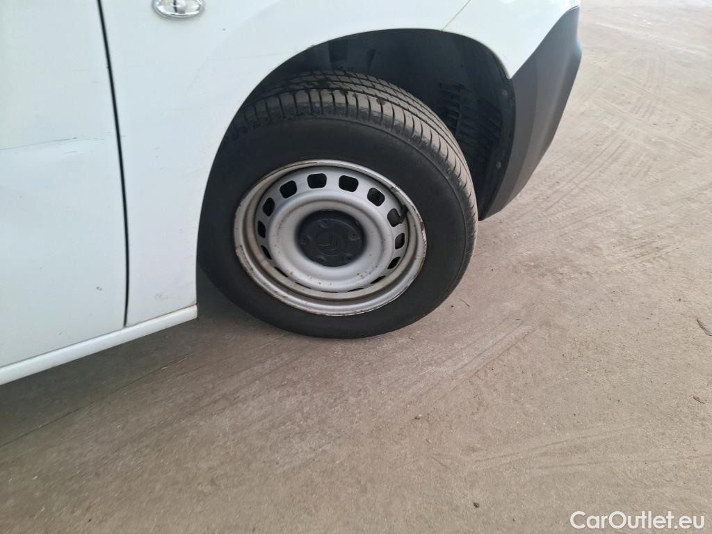  Citroen  Berlingo  Fourgon Club M 650 1.2 PureTech 110CV BVM6 E6d #37