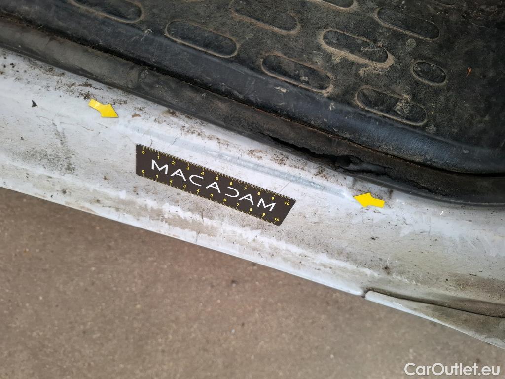  Citroen  Jumper  Fourgon 30 L1H1 Club BlueHDi 120 2.2 BlueHDi 120CV BVM6 E6d #85