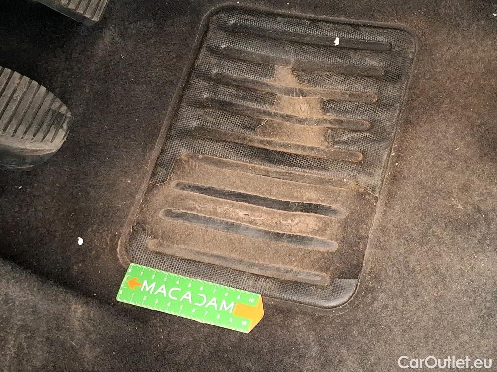  Citroen  C3  Société Feel 1.5 BlueHDI 100CV BVM6 E6d #2