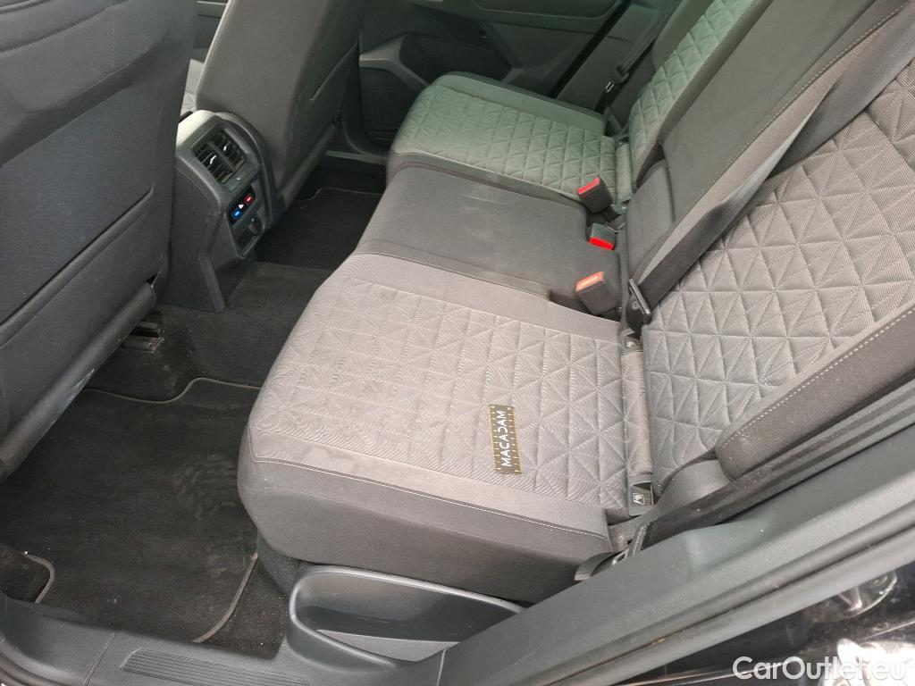  Volkswagen  Tiguan VOLKSWAGEN  / 2020 / 5P / SUV 1.4 eHybrid 245 DSG6 Life #43