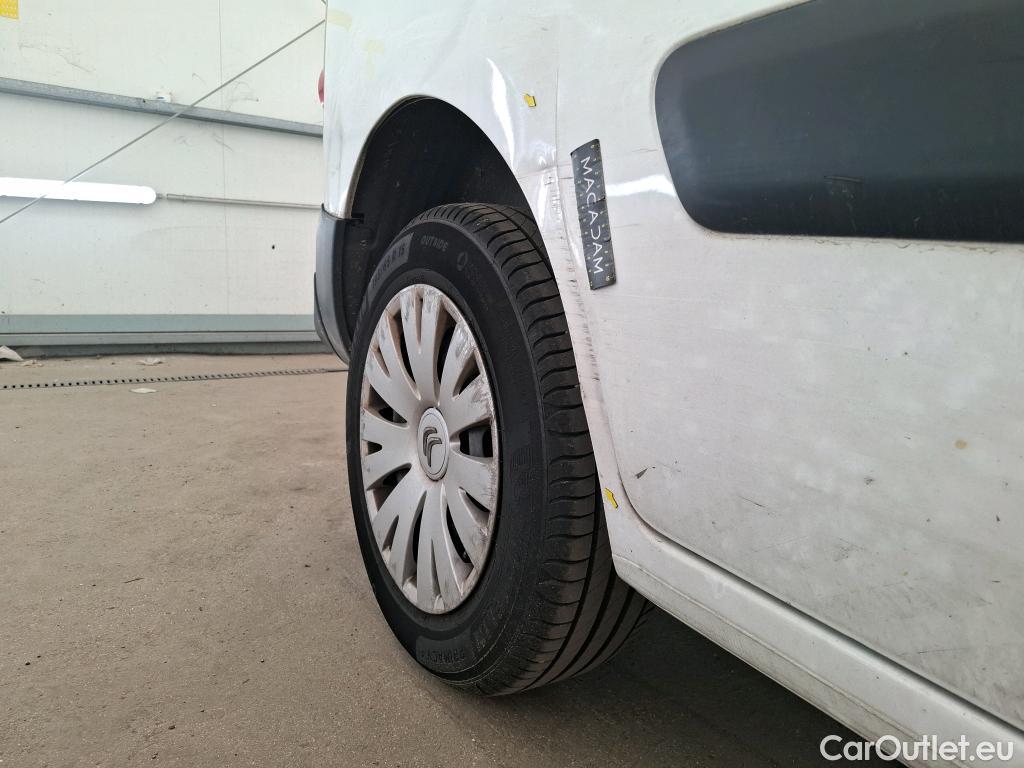  Citroen  Berlingo  Fourgon Business L1 (Court) 1.6 BlueHDi 100CV BVA6 E6 #18