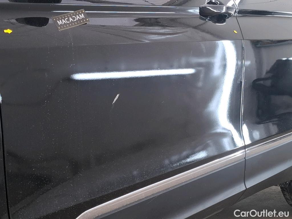  Volkswagen  Tiguan VOLKSWAGEN  / 2020 / 5P / SUV 1.4 eHybrid 245 DSG6 Life #13