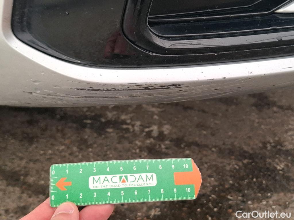  Volkswagen  Tiguan VOLKSWAGEN  / 2020 / 5P / SUV 2.0 TDI 150 DSG7 R-Line #16