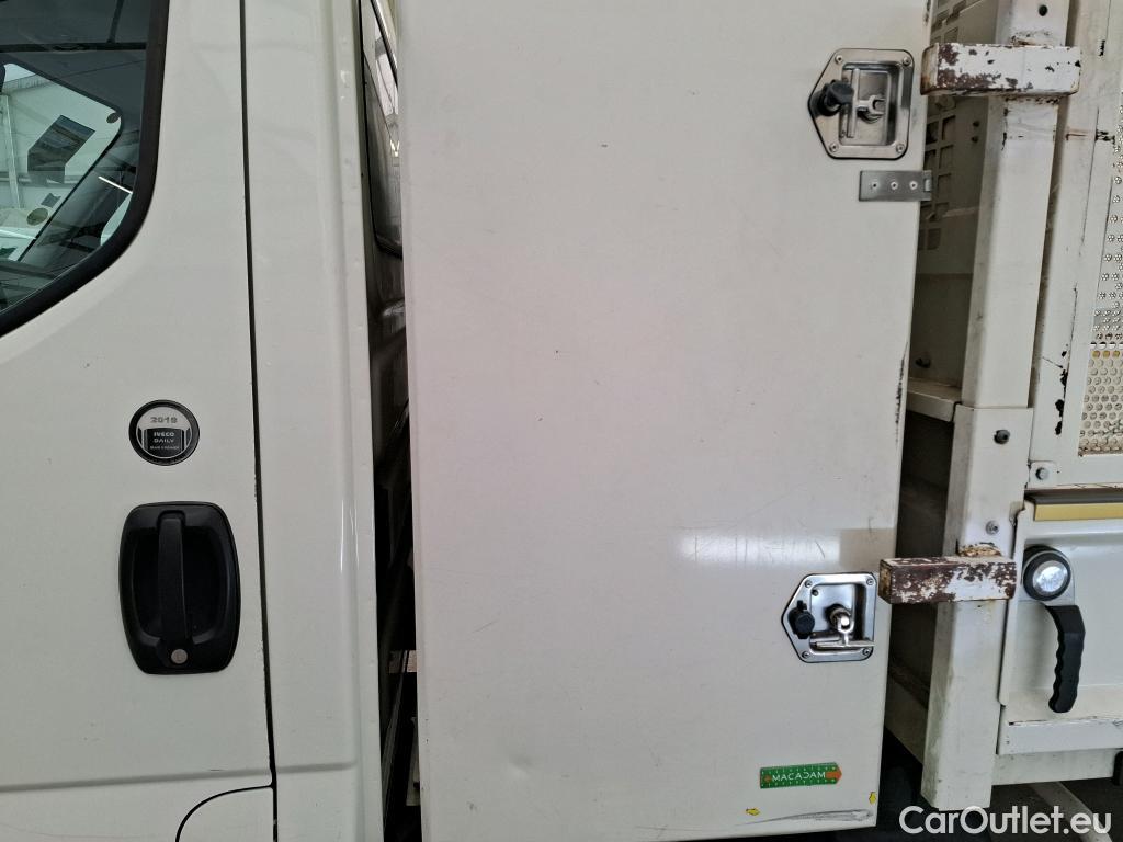  Iveco  Daily IVECO  VU 2p Châssis cabine (+)3.0 35C15H 3750 TOR #4