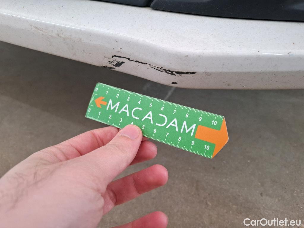  Peugeot  208  Affaire Premium Pack 1.6 HDi 75CV BVM5 E6 #10