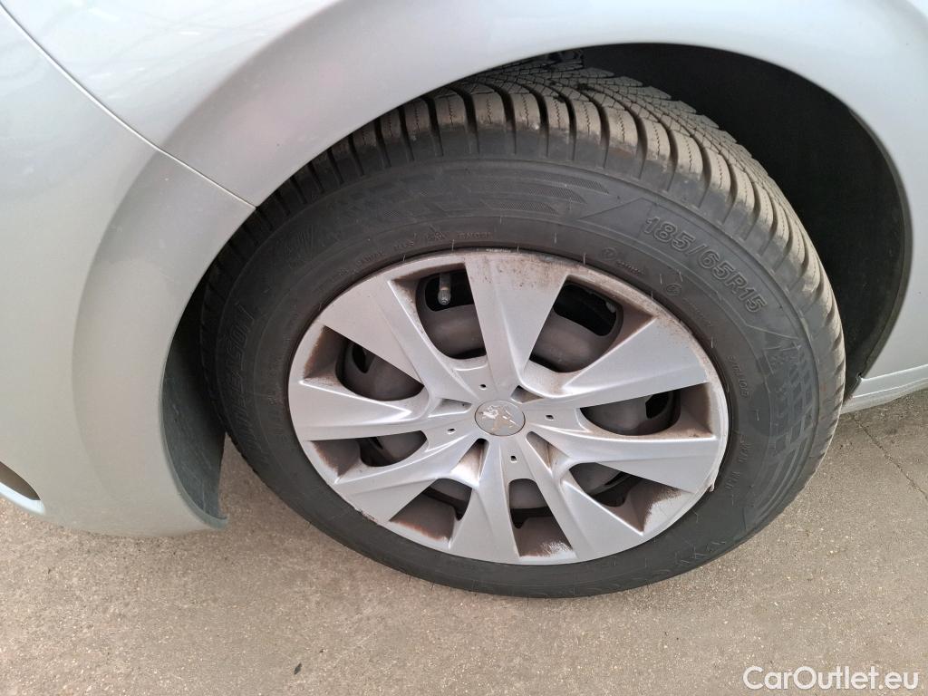  Peugeot  208  Affaire Premium 1.6 HDi 100CV BVM5 E6 #27